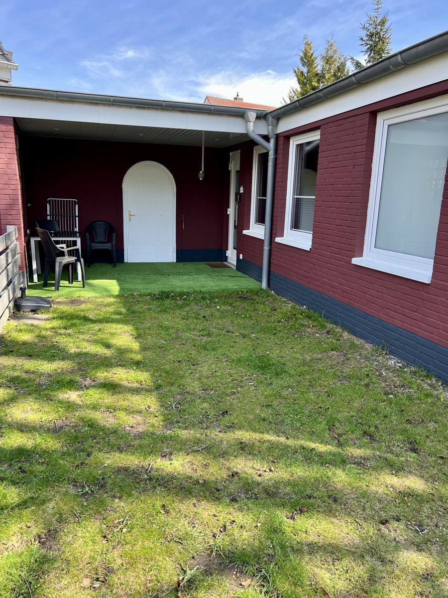 Bungalow 1 mit Garten